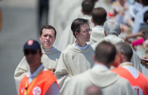 7-Canonization01 003