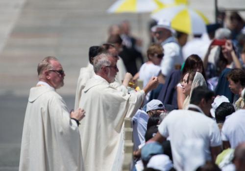 7-Canonization01 004