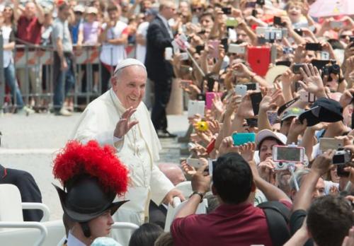 9-Canonization01 010